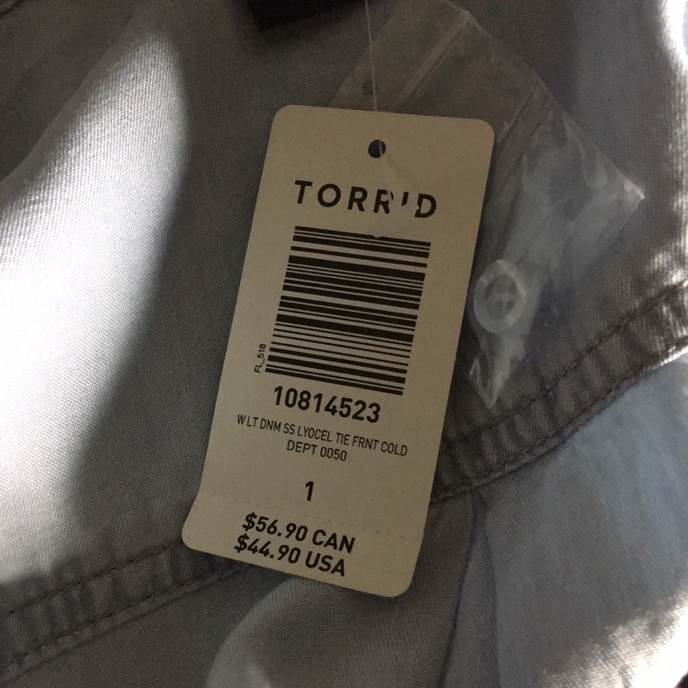 TORRID TOP - Picture 5 of 6